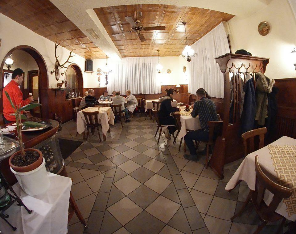 Gasthaus Hirschberg Hotel Ludwigsburg Exterior photo